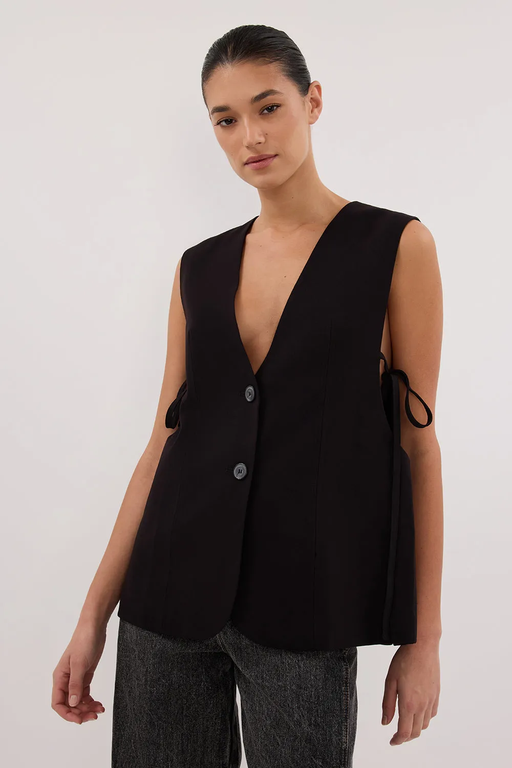 Dissh LISE BLACK LOW CUT VEST